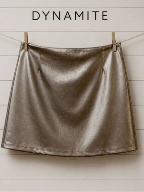 DYNAMITE Gold Metallic Mini Skirt Size M. NWT